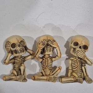 Skeleton Figurine Trio - Hear No Evil, See No Evil, Speak No Evil